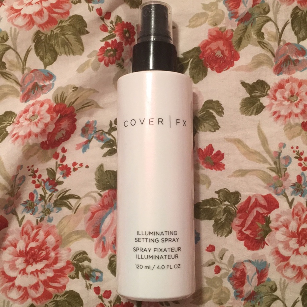Illuminating setting spray